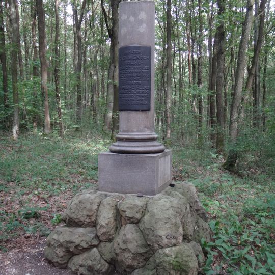 Pomník padlým z 2.praporu rakouského 21.pěšího pluku v bitvě 1866 v lese Svíb u Máslojed