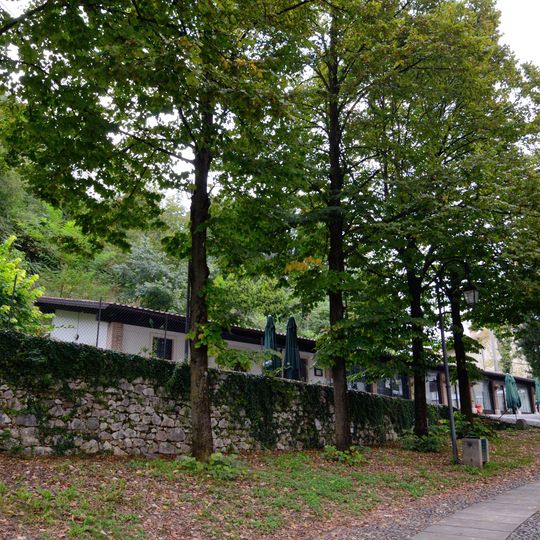 Buildings in Piovene Rocchette