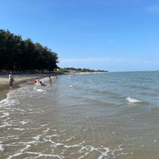 Chao sam ran Beach