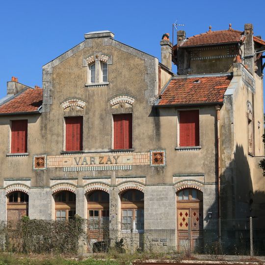 Gare de Varzay