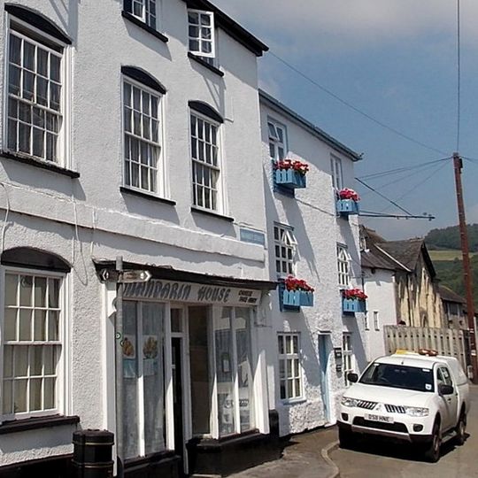 Mandarin House  Castle Road