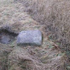 Kříž v poli západně od Telic