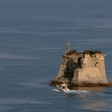Scola Tower