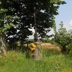 Kříž u silnice západně od Měřína