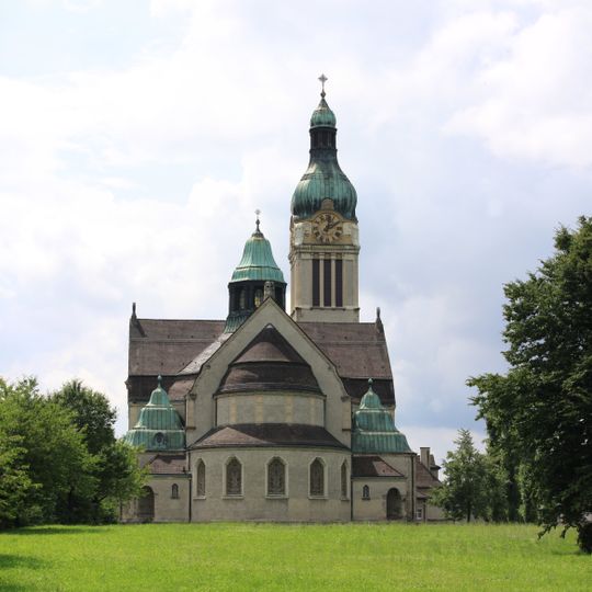 Katholische Pfarrkirche St. Maria Neudorf
