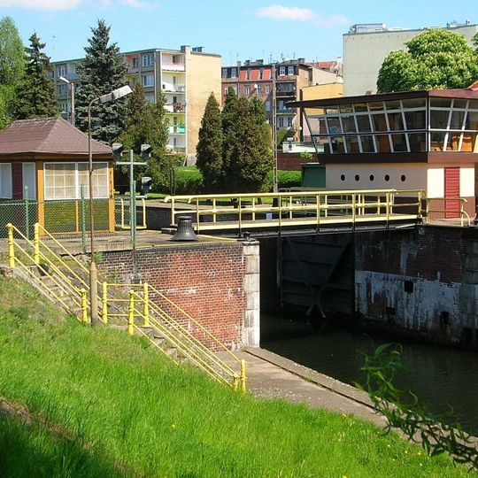 Sterownia na wschodnim ramieniu dolnej głowy śluzy
