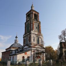 Церковь Воскресения с оградой (Зиновьево)