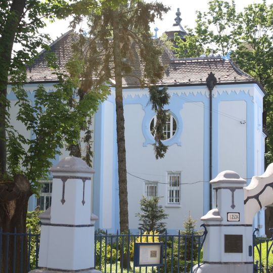 Kostol sv. Alžbety, Modrý kost. , fara