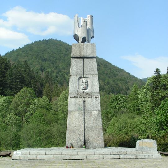 Monument of General Karol Świerczewski in Jabłonki