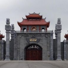 Hùng Temple