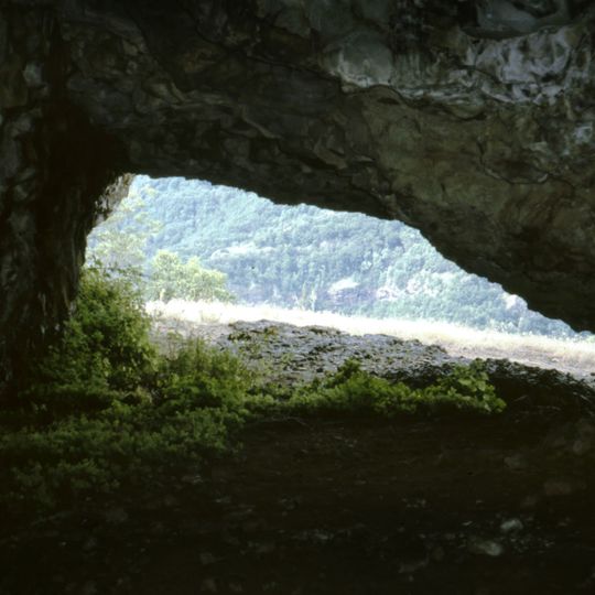 Grotte du Cuze