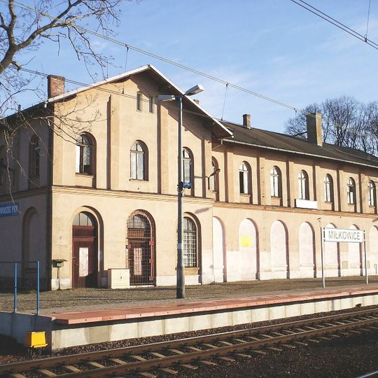 Main building of the train station in Miłkowice