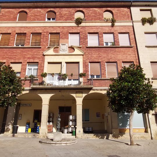 Casa Plaza De D. Miguel Díaz De Tuesta 2