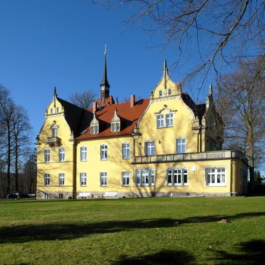 Rittergut und Gutspark Oberes Schloss Sohlander Straße 2