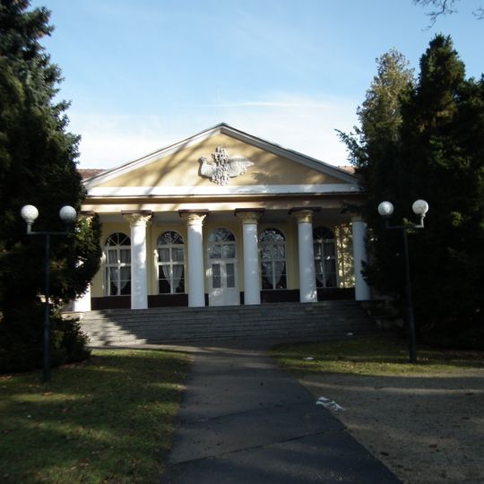 Kúpele Smrdáky, dom kúpeľný