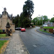 Silverbuthall Gatepiers, Havelock Street