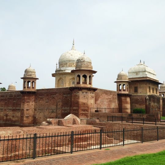 Sheikh Chilli's Tomb