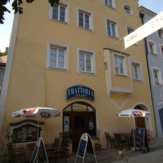 Ehemaliges Weinwirtshaus