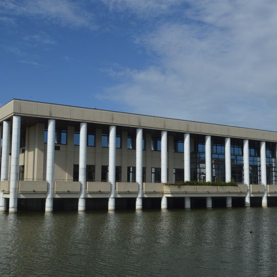 Taketoyo Town Library