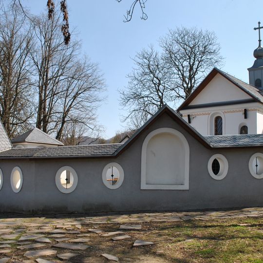 Kalvária, múr ohradný