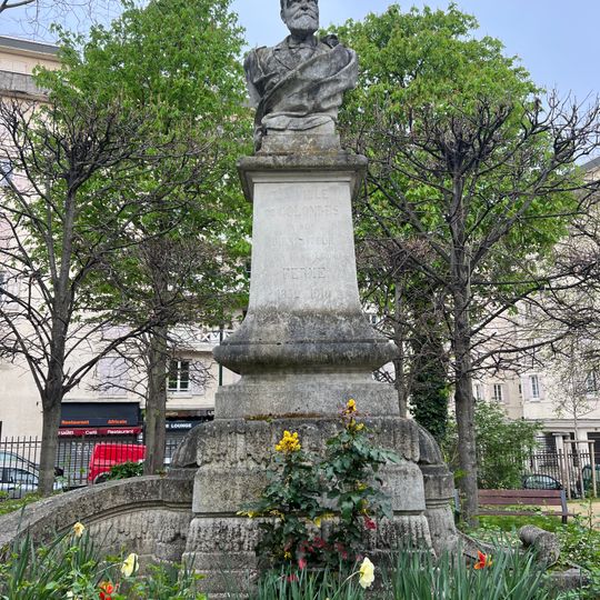 Monument de Léonor Ferme