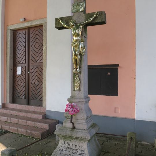 Kříž u kaple sv. Cyrila a Metoděje v Bačkovicích