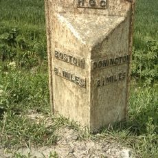 Milepost, Donington Road, near Bar Farm