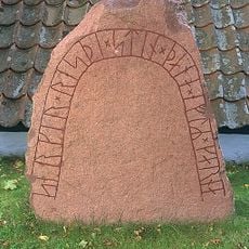 Östergötlands runinskrifter 67