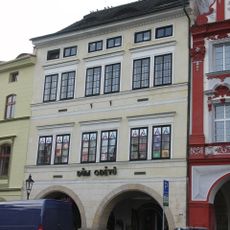 Mírové náměstí 19