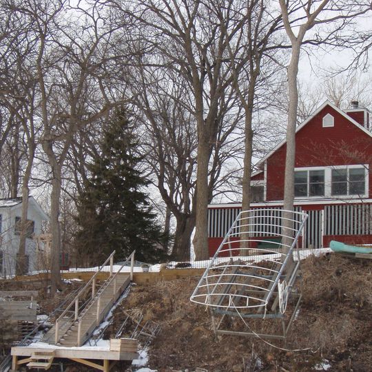 Crane Island Historic District