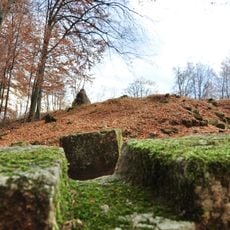 Piatra Roșie Dacian fortress