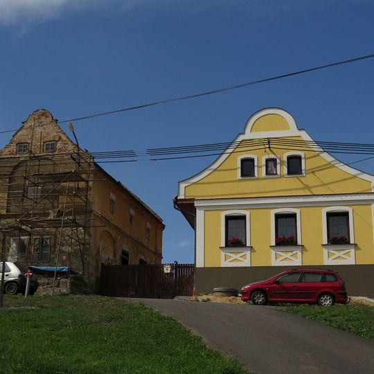 Usedlost čp. 4 a 17