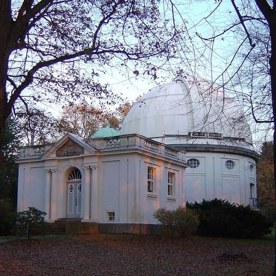 Hamburg-Bergedorf Observatory