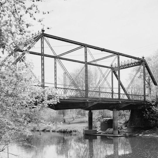 Grand Avenue Bridge