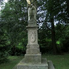 Sloup se sochou svatého Jana Nepomuckého