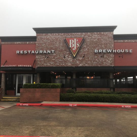 BJ's Restaurant & Brewhouse