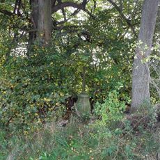 Kříž severně od Mostečného