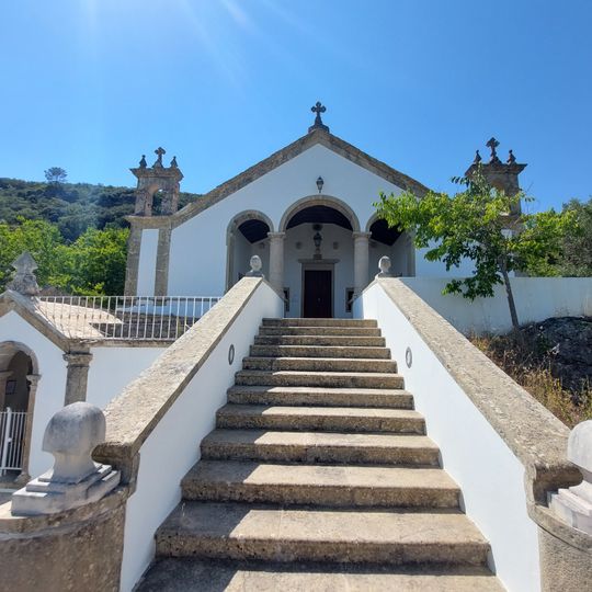 Capela de Nossa Senhora dos Covões e Gruta