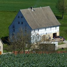 Wohnstallhaus (Umgebinde) eines ehemaligen Dreiseithofes Oberdorfstraße 8