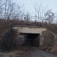 Most trati 210 přes prodloužení Ohradní ulice