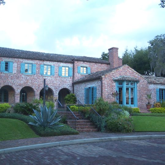 Robert Bruce Barbour House