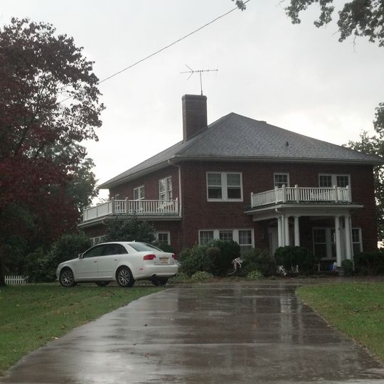 John Carlyle and Anita Sherrill House