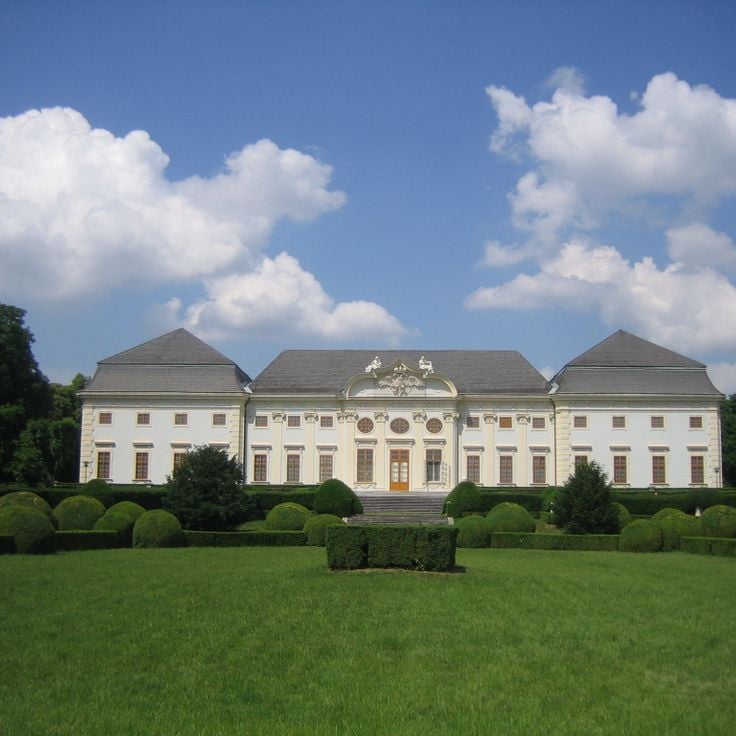 Schloss Halbturn
