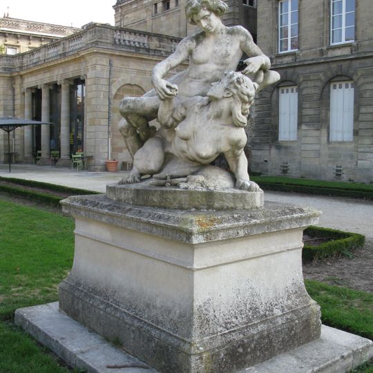 Jeunesse et Chimère