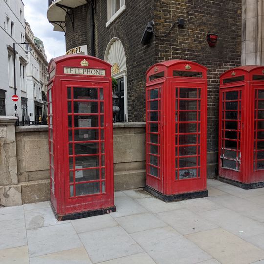 3 K6 Telephone Kiosks, Outside Museum Of Mankind