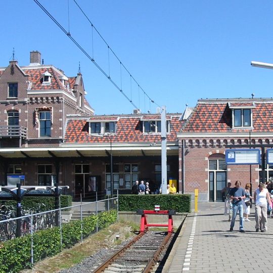 Enkhuizen railway station