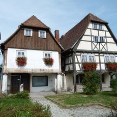 Ernst-Thälmann-Platz 6