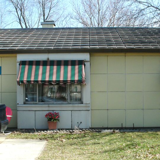 Lustron Home No. 02102