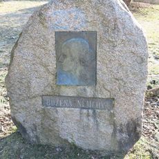 Pomník Boženy Němcové na náměstí Českých bratří v Liberci