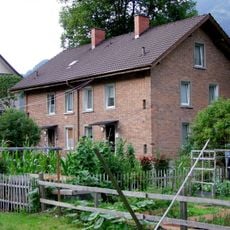 Textilfabrik, Arbeiterwohnhaus